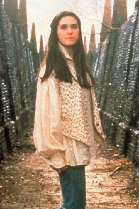 The Labrynth Costumes, The Labyrinth Halloween Costumes, Sarah Labyrinth Costume, Labrynth Halloween Costumes, The Labyrinth Costume, The Labyrinth Sarah, Sarah The Labyrinth, Sarah From Labyrinth, Labyrinth Cosplay