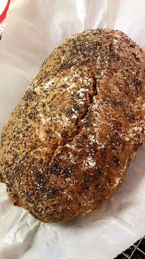 No Knead Chia and Flax Seed Bread Flax Seed Bread Recipe, Cast Iron Bread Recipes, Chia Seed Bread, Flax Seed Bread, Seed Bread Recipe, Cast Iron Bread, Seeded Bread Recipes, Jo Cooks, Focaccia Recipe