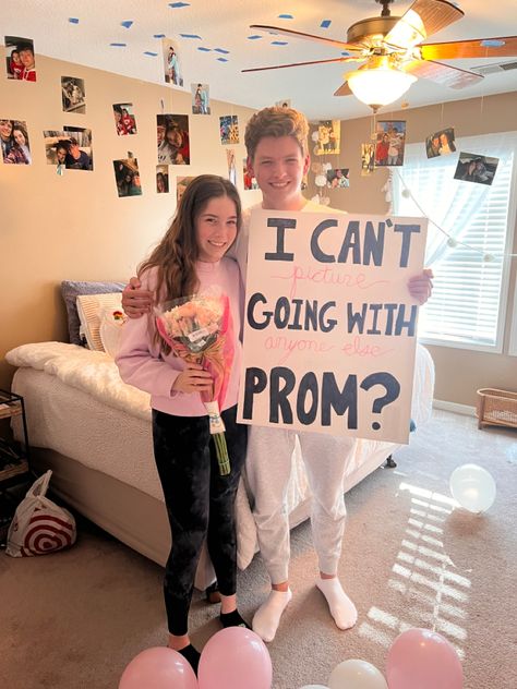 Prom Signs, Prom Proposal Ideas, Hoco Posters, Creative Prom Proposal Ideas, Cute Hoco Proposals, Cute Promposals, Dance Proposals, Promposal Ideas, Dance Posters