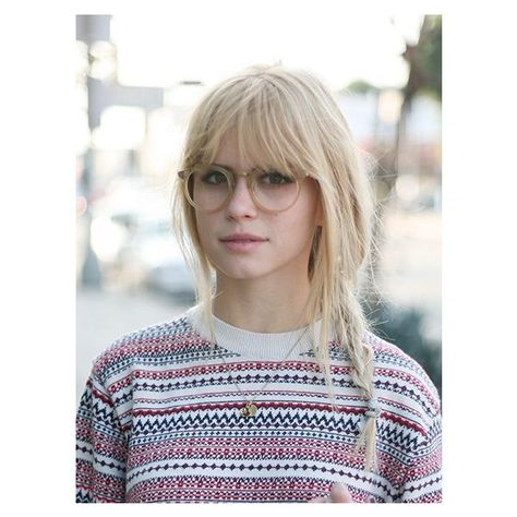 0 Blond Pony, Red Hair With Bangs, Korean Long Hair, Blond Beige, Bangs And Glasses, Carlson Young, Bangs Wavy Hair, Hairstyles With Glasses, Blonde Haircuts