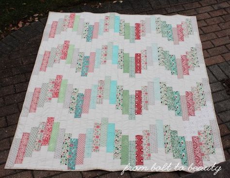 Easy Jelly Roll Quilt, Jelly Roll Quilting, Jelly Roll Quilt, Jelly Roll Patterns, Jelly Roll Quilt Patterns, Jelly Rolls, Lap Quilts, Jellyroll Quilts, Easy Quilt Patterns