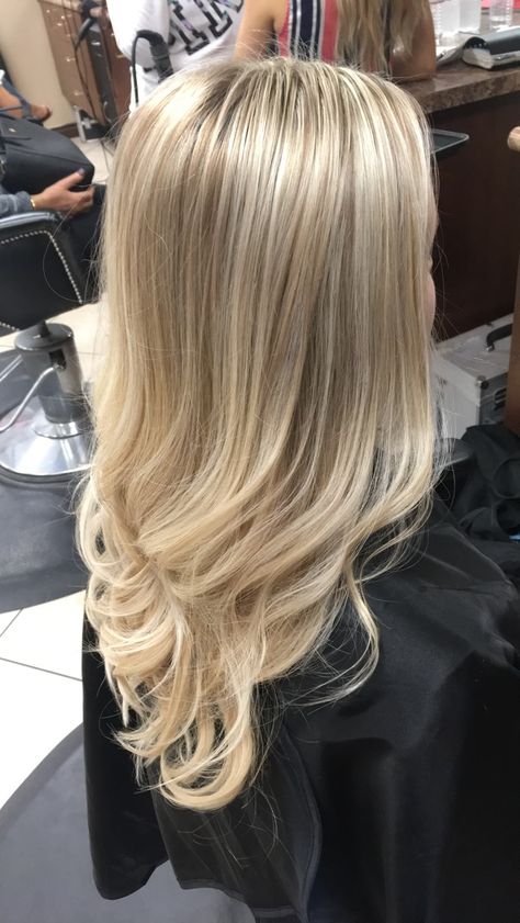 Goldwell Colorance, Curled Blonde Hair, Baby Blonde Hair, Perfect Blonde Hair, Summer Blonde Hair, Light Blonde Highlights, Curls Hair, Dyed Blonde Hair, Light Blonde Hair