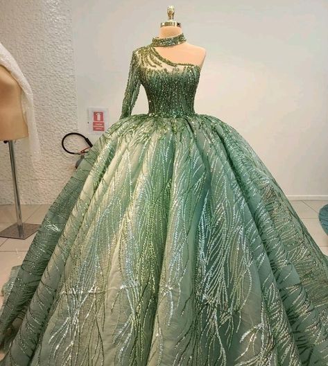 Civil Dress, Wedding Event Dresses, Quinceanera Planning, Outfit References, Velvet Dress Designs, Quince Dress, Cute Prom Dresses, Flower Dress, Book Decor