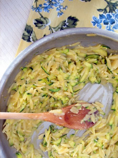 Light Summer Pasta, Zucchini Orzo, Laura In The Kitchen, Orzo Recipes, Cheesy Zucchini, Zucchini Recipes, Side Recipes, Veggie Dishes, Orzo