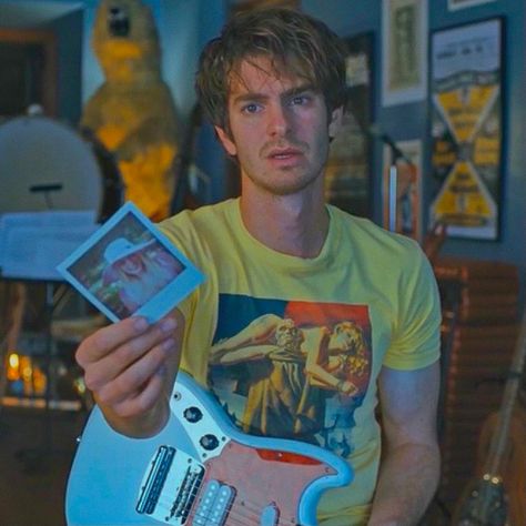 Andrew Garfield Under The Silver Lake, Andrew Garfield Aesthetic, Garfield Aesthetic, Under The Silver Lake, Andrew Garfield, Silver Lake, Aesthetic Icon, Mood Board, Lake