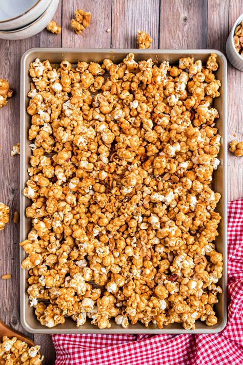 Cracker Jack Popcorn Recipe, Cracker Jack Popcorn, Homemade Microwave Popcorn, Little Debbie Snack Cakes, Homemade Caramel Corn, Debbie Snacks, Salty Popcorn, Your Next Movie, Shugary Sweets