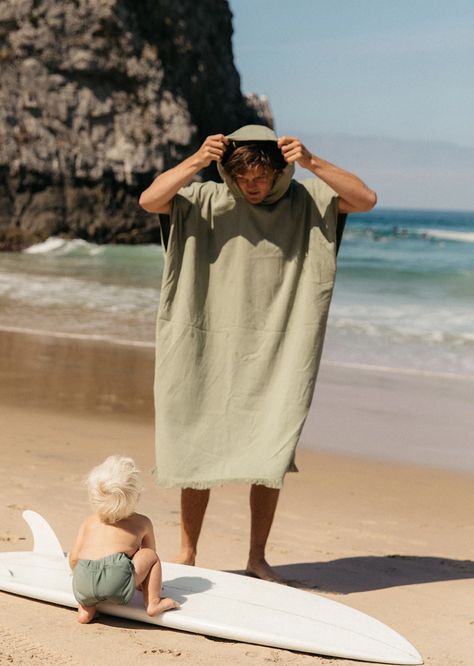 Beach Poncho, The Beach People, Beach People, Round Towel, Surf Outfit, Hooded Towel, Beach Photoshoot, Moss Green, Beach Towels