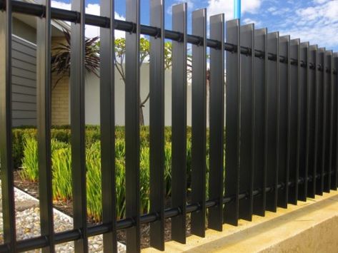 Garden Fences Gallery | Fence Spot | Excellence in Fencing White Garden Fence, Contemporary Fencing, Stockade Fence, Garden Fences, Fence Gate Design, Black Fence, Modern Fence Design, Front Fence, Metal Gates