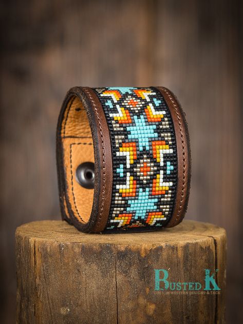 Beaded Belts, K Jewelry, Seed Bead Jewelry Patterns, Beading Designs, Loom Bracelet Patterns, Beaded Hat, Bead Crochet Rope, Beaded Jewlery, Loom Bracelet