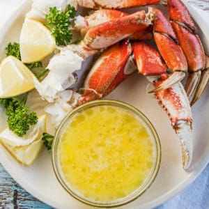 Butter For Seafood, Clarify Butter, Drawn Butter, Easy Dipping Sauce, Lemon Garlic Sauce, Garlic Butter Mushrooms, Roasted Artichoke, Dipping Sauces Recipes, Party Dishes