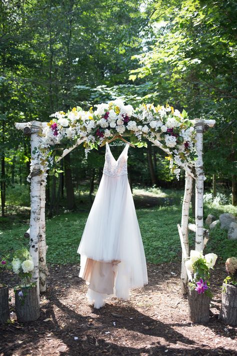 Birch Wedding Arch, Birch Wedding Decor, Wooded Wedding, Log Cabin Wedding, Wedding Arches Outdoors, Birch Wedding, Appleton Wisconsin, Small Backyard Wedding, Wedding Alters