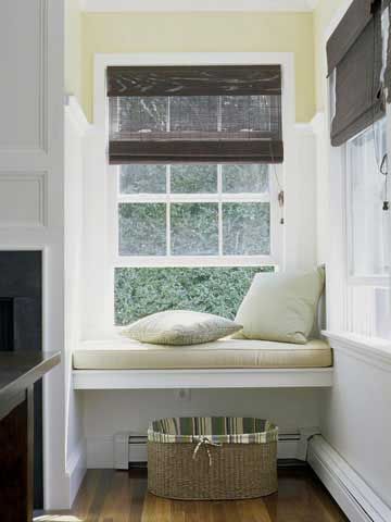 The open design of this niche window seat accommodates the baseboard heaters below. Window Seat Decor, Window Seat Nook, Baseboard Styles, Window Seat Kitchen, Window Seat Design, Built In Banquette, Home Staging Tips, Window Benches, Office Seating