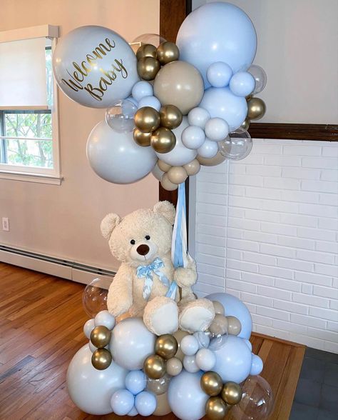 Balloon Rope Decoration, Teddy Bear Centerpieces, Balloon Baby Shower Centerpieces, Baby Shower Oso, Teddy Bear Baby Shower Theme, Boy Baby Shower Centerpieces, Baby Shower Balloon Decorations, Baby Boy Decorations, Deco Ballon