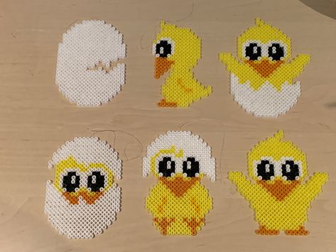 Easter chicken hama perler beads egg pattern Chicken Hama Beads, Snoopy Easter, Egg Pattern, Easter Chicken, Perler Bead Patterns, Bead Patterns, Perler Bead, Hama Beads, Perler Beads