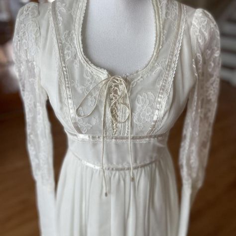 This GUNNE SAX by Jessica McClintock was someone’s... - Depop Jessica Mcclintock, Gunne Sax, Wedding Dress