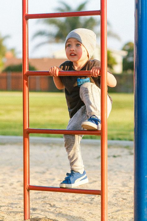 Playground Photoshoot Kids, Playground Picture Ideas, Toddler Photoshoot Boy, Playground Photoshoot Ideas, Playground Pics, Playground Photo Shoot, Playground Photoshoot, Playground Photography, Playground Pictures