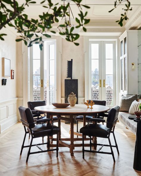 Fifth Avenue Apartment: Greenhouse Kitchen and Dining Vintage Drop Leaf Table, Nate Berkus And Jeremiah Brent, Greenhouse Kitchen, Nate And Jeremiah, Jeremiah Brent, Stylish Dining Room, New York Homes, Nate Berkus, Dining Room Design