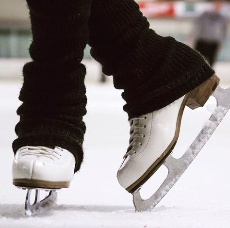 (Open RP! Be the girl!) I look around, finally done lacing up my skates. I walk out onto the ice and start with a few simple turns and then I do a Axel jump. I do a lutz and then finish it off with a triple lutz. I skate around the rink when I hear clapping. I turn and see you, my best friend who I also had a major crush on. "Hey babe!" You shout. Ice Skating Shoes Aesthetic, Ice Skating Aesthetic, Ice Skating Photography, Skating Pictures, Figure Ice Skates, Skate 3, Ice Skating Outfit, Skating Aesthetic, Ice Skaters