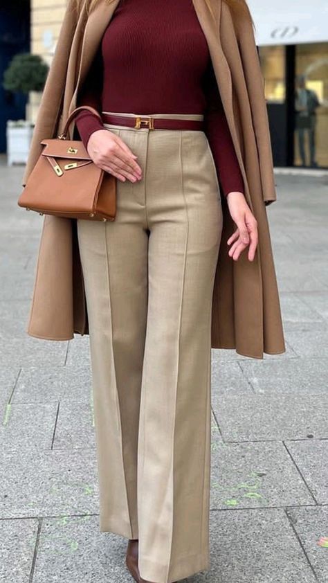 Beige Maroon Outfit, Winter Formal Looks For Women, Maroon Beige Outfit, Winter Formal Wear Women, Fall Quiet Luxury Outfits, Elegant Chic Outfits Classic Style, Classy Formal Outfits For Women, Winter Formal Outfits For Women, Burgundy Winter Outfits