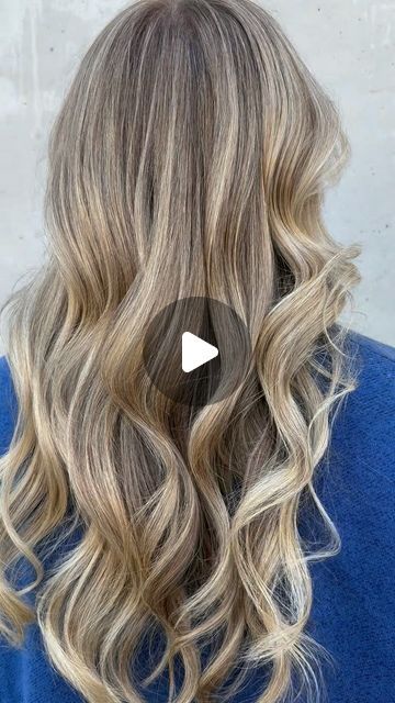 North Van Stylist on Instagram: "Custom color perfection for this beauty 😍 To freshen my guests grown out blonde, I did a combination of balayage freehand painting, baby lights and teasy lights. Absolutely in love with this lived-in blonde, that will grow out beautifully. @zazousalonandacademy @labiosthetiquecanada #experiencezazou #youbelonghere #labiosthetiquecanada #labiosthetiqueparis #labiosthetiquecolor" Teasy Lights Blonde, Grown Out Blonde, Teasy Lights, Freehand Painting, Baby Lights, Hair 2024, Light Blonde, Light Hair, Grow Out