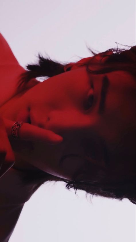 Hyunjin Red Lights Wallpaper, Red Lights Wallpaper, Hyunjin Red Lights, Lights Wallpaper, Hyunjin Wallpaper, Hyunjin And In, 17 Kpop, Red Lights, Straykids Hyunjin Photoshoot