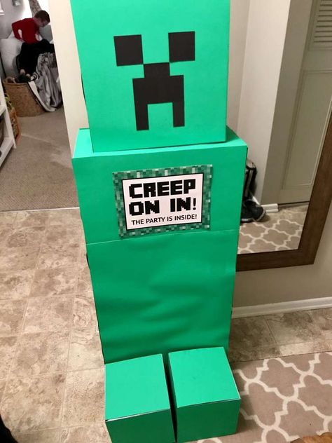 Minecraft Birthday Party Games, Diy Minecraft Decorations, Minecraft Birthday Decorations, Minecraft Birthday Party Ideas, Diy Minecraft Birthday Party, Minecraft Party Favors, Minecraft Party Decorations, Minecraft Birthday Cake, Minecraft Theme