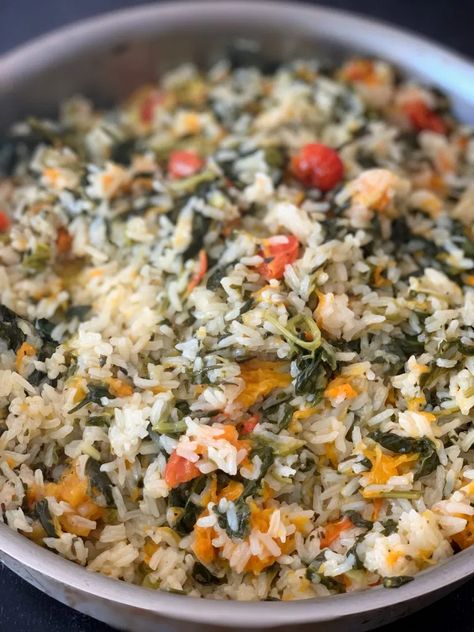 Carribean Vegetable Recipes, Caribbean Vegetables Side Dishes, Caribbean Rice And Peas Recipe, Jamaican Rice And Peas With Canned Beans, Carribean Rice And Peas Recipe, Carribean Coconut Rice, Coconut Rice And Peas Jamaican, Callaloo Recipe, Carribean Food