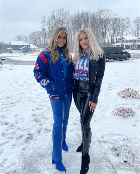 Game fits • Instagram Morgan Williams, Buffalo Bills Game, Chantel Jeffries, Nfl Games, Winter Games, Gameday Outfit, Gaming Clothes, Buffalo Bills, Football Games