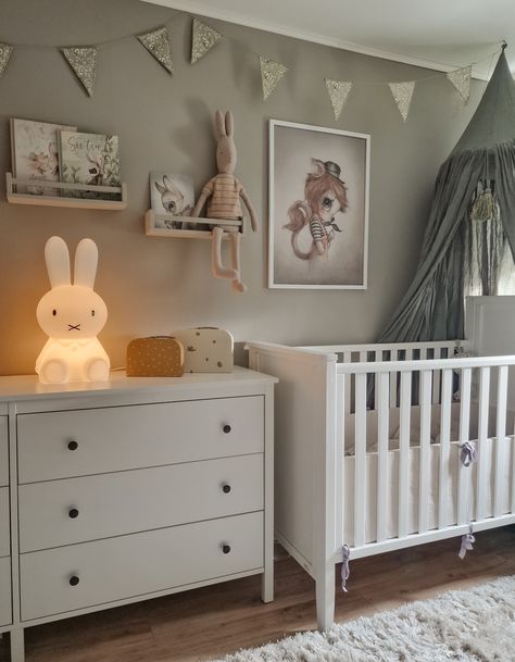 Ikea Newborn Room, Nursery Ideas Small Room, Rustic Wall Art Ideas, Small Nursery Layout, Bathroom Decor Coastal, Ikea Baby Room, Miffy Lamp, Small Room Nursery, Ikea Baby