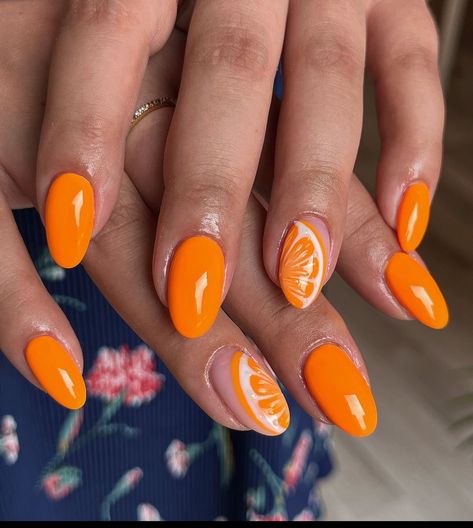 Cutie Orange Nails, Orange Slice Nail Art, Easy Fruit Nails, Aperol Spritz Nails, Noah Kahan Nails, Letnji Nokti, Orange Slice Nails, Orange Fruit Nails, Summer Orange Nails