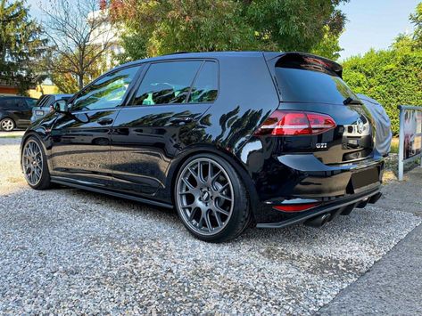 Volkswagen Golf Gti Mk7, Gti Wheels, Black Volkswagen, Golf Gti Mk7, Vw Golf R Mk7, Golf R Mk7, Mk7 Gti, Gti Mk7, Bbs Wheels