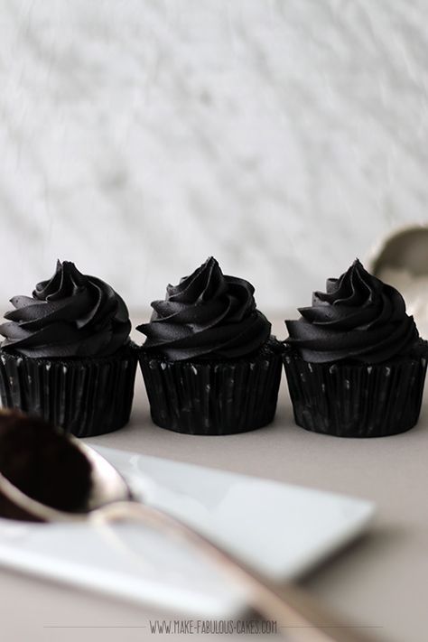 Black Velvet Cupcakes, Cocoa Cupcakes, Black Cocoa Powder, Black Cupcakes, Black Cocoa, Halloween Dessert, Black Food, Velvet Cupcakes, Chocolate Drip