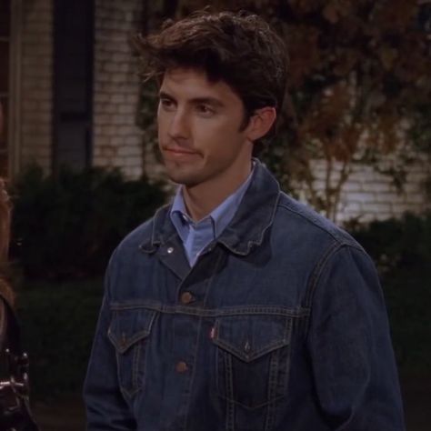 Older Jess Mariano, Jess Mariano Season 6, Jess Mariano Pfp, Jess Gilmore, Team Jess, Gilmore Girls Jess, Gilmore Girls Fashion, Gilmore Guys, Rory And Jess