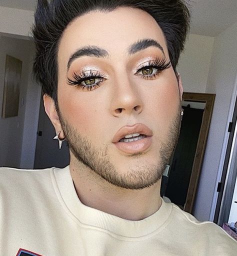 Boy Makeup Looks, Men Wearing Makeup, Manny Mua, Male Makeup, Maquillaje De Ojos, Wedding Makeup, Natural Makeup, Eyebrows, Makeup Looks