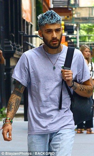 Zayn Malik rocks blue hair as he steps out in New York City | Daily Mail Online Zayn Malik Hairstyle, Zayn Malik Style, Zayn Malik Photos, Mens Hair Colour, Zayn Malik Pics, Men Hair Color, Men Haircut Styles, James Horan, Short Haircut