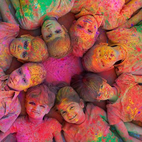 Holi Festival India, Kids Having Fun, Holi Festival Of Colours, Holi Colors, Indian Subcontinent, Holi Festival, Color Festival, Happy Holi, Photo Blog