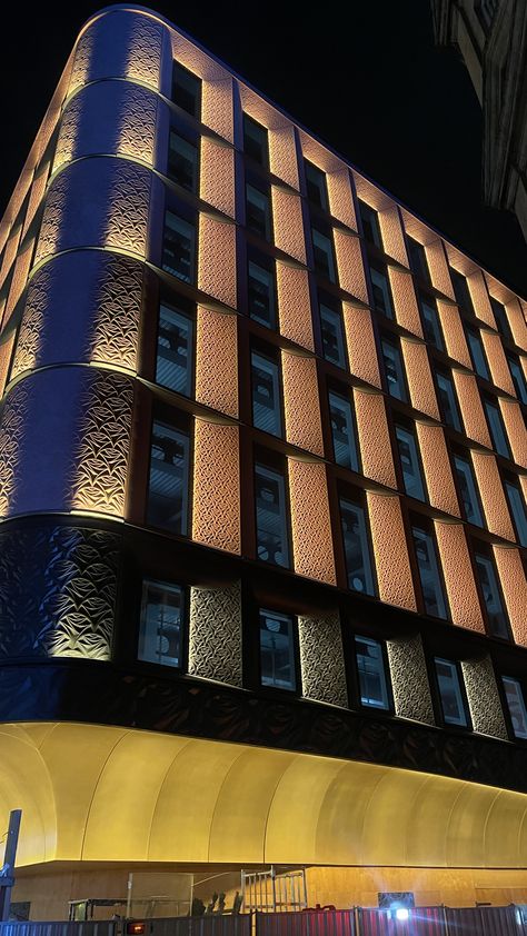 Gobo Lighting, Exterior Columns, Hotel Facade, Column Lighting, Commercial Design Exterior, Architectural Lighting Design, Facade Architecture Design, Facade Lighting, Architecture Building Design