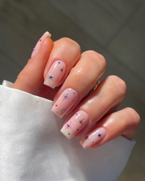 30 January Nails Ideas 2025: Stylish Winter Trends for Gel, Acrylic, and Simple Art Designs French Nail Designs Spring Square, Trendy Short Nails, Concert Nails, Star Nail Designs, Star Nail, Elegant Nail, January Nails, Elegant Nail Designs, Subtle Nails