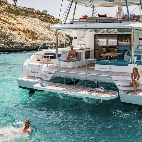 ⛵G U L L W I N G 💧55' Sail Catamaran 📍BVI 💧8 Guests ��💧4 luxury ensuite cabins 💧3 Crew 💧All Inclusive 💧5 Night Minimum 💧Premium Water Toys 📆 Available dates in 2024: April 28 - May 21 June 01 - 13 July 08 -15 November 15 - Feb 01 Open Starting at $30,850 inclusive. Ask us for a quote! 📧michelle@sheeryachting.com www.sheeryachting.com/listings/charter-catamaran-gullwing #yacht #sailinggullwing #catamaran #yachting #charteryacht #privateyacht #crewedcharter #allinclusive #allinclusivegetawa... Catamaran Aesthetic, Tulum Bachelorette, Luxury Ensuite, Boat Aesthetic, Catamaran Charter, Wealthy Life, Catamaran Yacht, Family Summer Vacation, Sailing Yachts