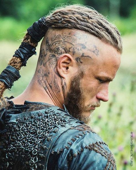 Ragnar Hair, Viking Haircut, Ragnar Vikings, Viking Head, Viking Aesthetic, Ragnar Lothbrok Vikings, King Ragnar, Viking Braids, Vikings Tv Show