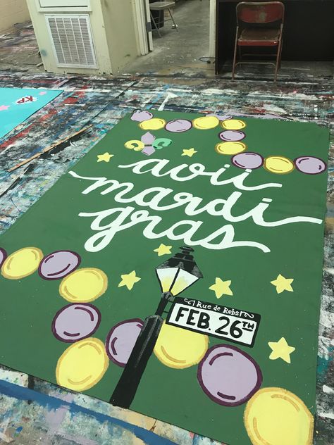 Mardi Gras Poster Ideas, Mardi Gras Bid Day, Mardi Gras Banner, Sorority Social Themes Mixer, Mardi Gras Sorority, Mardi Gras Date Party Sorority, Mardi Gras House Decorations, Mardi Gras Painting Ideas, Mardi Gras Theme