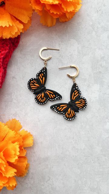 Monarch Butterfly Clay Earrings, Monarch Butterfly Earrings, Butterfly Clay Earrings, Butterfly Biosphere, Plastic Fou, Clay Butterfly, Polymer Clay Beads Diy, Diy Fabric Jewellery, Clay Keychain