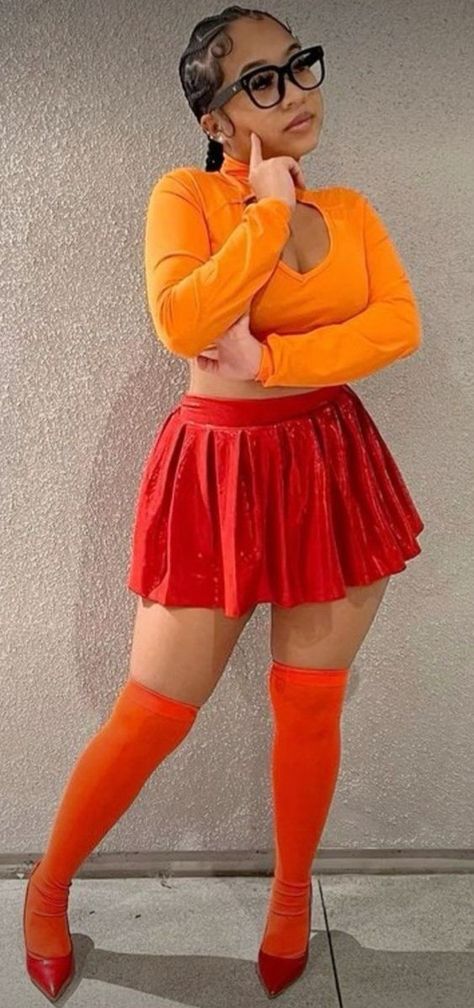 Plus Size Hot, Halloween Photo, Halloween Photoshoot, Halloween Photos, Cute Halloween Costumes, Halloween 2024, Cute Halloween, Photo Shoot, Halloween Costumes