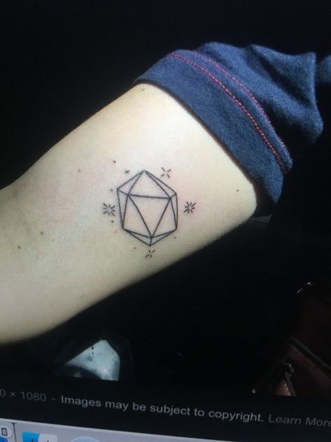 D20 Tattoo Simple, D20 Tattoo, Dinosaur Tattoos, D Tattoo, Matching Tattoos, Beauty Tattoos, Minimalist Tattoo, Deathly Hallows Tattoo, Tiny Tattoos