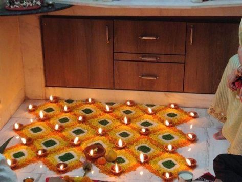 Diwali Flower Rangoli At Home, Rangoli Designs Flower Diwali, Welcome Rangoli With Flowers, Wedding Rangoli Designs, Flower Rangoli Designs Ideas Diwali, Rangoli Decoration Ideas, Rangoli From Flowers, Flowers Rangoli Designs Ideas, Flower Rangoli For Diwali