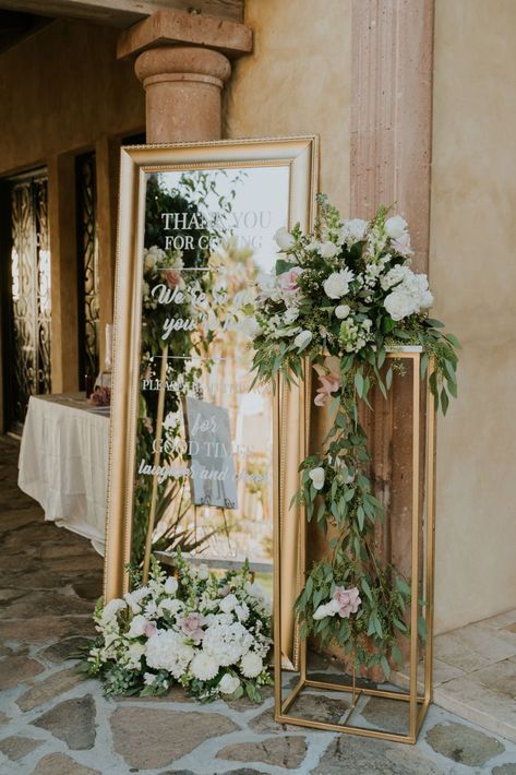 Picture Wedding Backdrop, Wedding Reception Entry Way Decor, Entry Decorations Wedding, Guest Table Wedding Decor, Welcoming Mirror Wedding, Mirrors In Wedding Decor, Wedding Entrance Photo, Mirror Decor For Wedding, Wedding Entry Sign Entrance