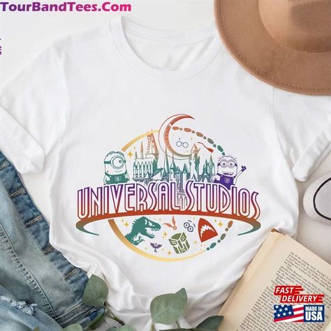 Universal Vacation, Create T Shirt Design, Hoodie Cartoon, Disney Orlando, New Years Shirts, Family Vacation Shirts, Shirt 2023, Top Trending, Travel Shirts