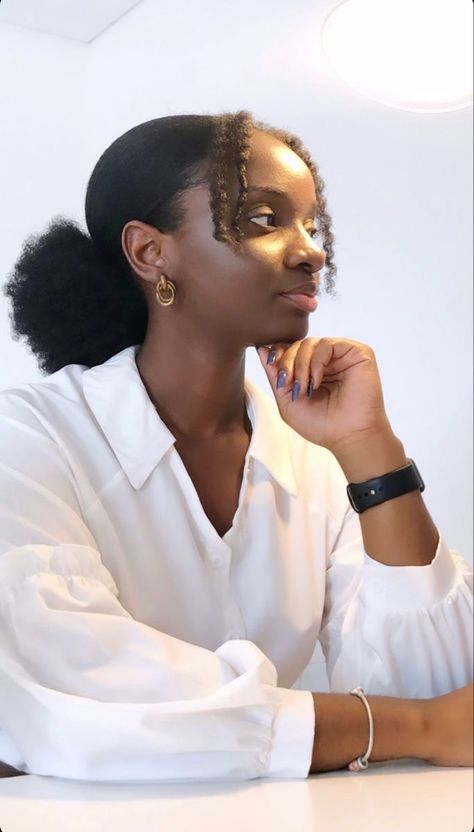 Black Woman Work Hairstyles, Black Hairstyle Natural Hair, Styling Natural 4c Hair, Professional Afro Hairstyles, Styling Natural Hair Black Women 4c, 4c Natural Hairstyles For Work, 4c Work Hairstyles, Business Casual Hairstyles Black Women, Corporate Hairstyles For Black Women