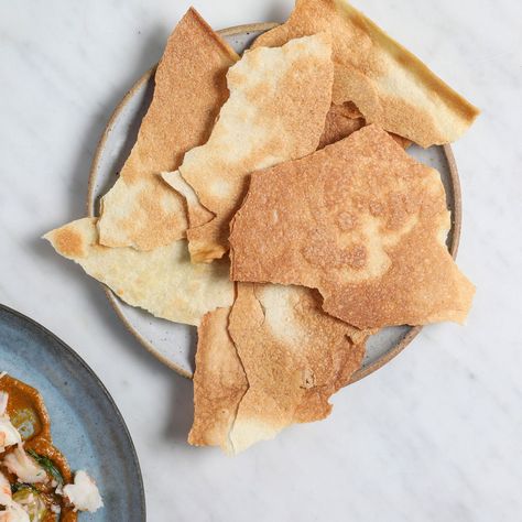 Sourdough Pita Chips, Sourdough Discard Pita Chips, Sourdough Chips, Sourdough Pita Bread Recipe, Sourdough Pita Bread, Pita Crisps, Sourdough Pita, Pita Crackers, Cracker Flavors