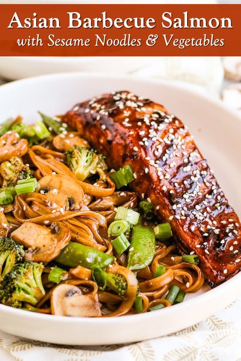 Barbecue Salmon, Salmon Noodles, Noodles Vegetables, Sesame Noodles, Pescatarian Recipes, Fish Dinner, Salmon Recipe, Asian Dishes, Fish Dishes